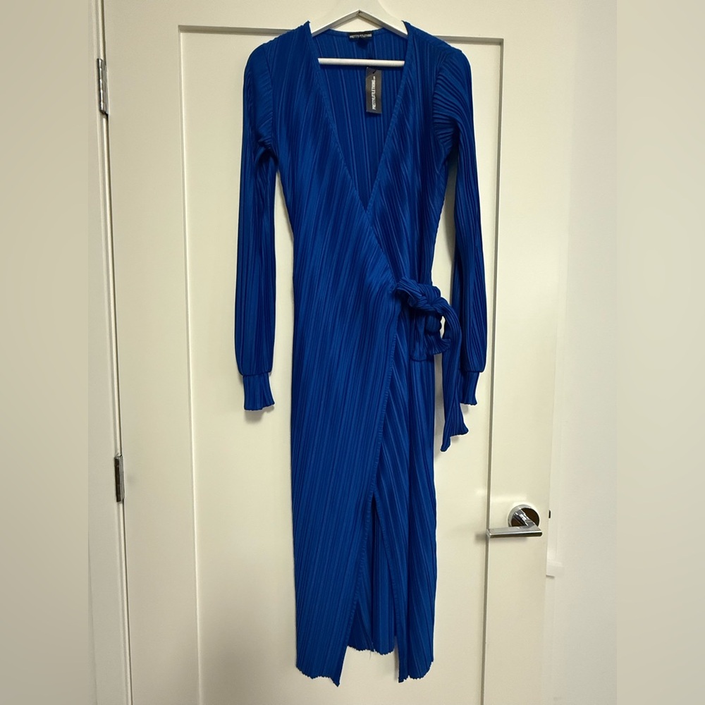 PrettyLittleThing Blue Ribbed Wrap Dress with Bishop Sleeves